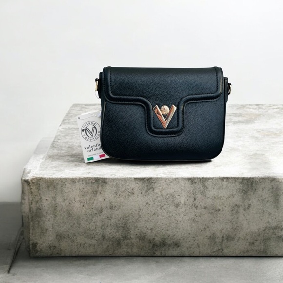 Valentino Orlandi Handbags - Valentino Orlandi Black Leather Crossbody Bag
